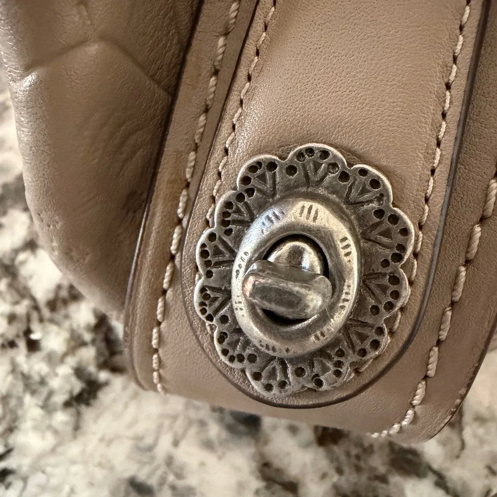 Coach Edie 31 Stone Pebbled Leather Shoulder Bag Tea Rose Tooling 12034